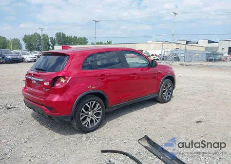 2018 Mitsubishi Outlander Sport 2.0 Es z USA, uszkodzony, nr VIN JA4AP3AU3JU006835